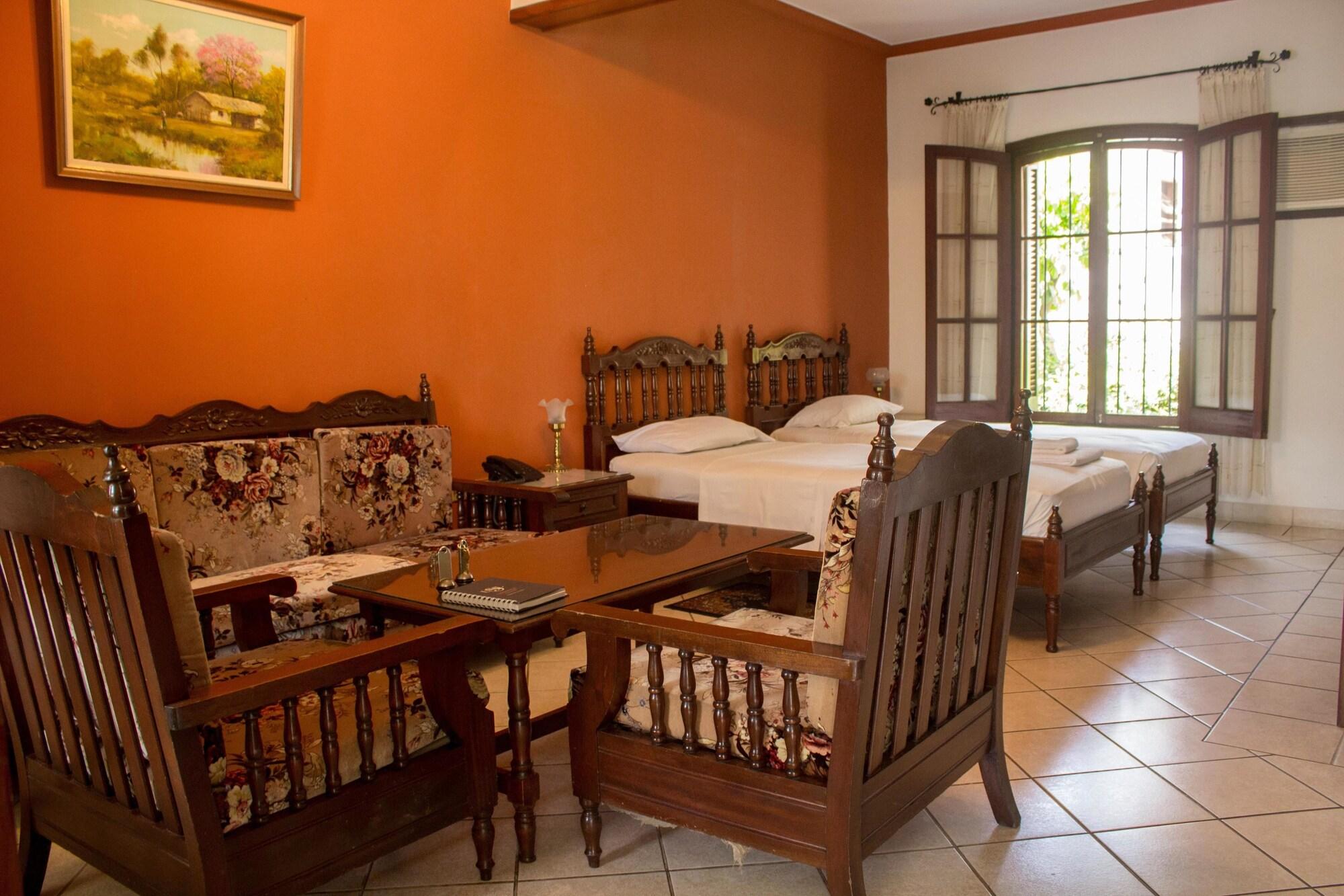 Hotel Bavaria Asuncion Exteriör bild