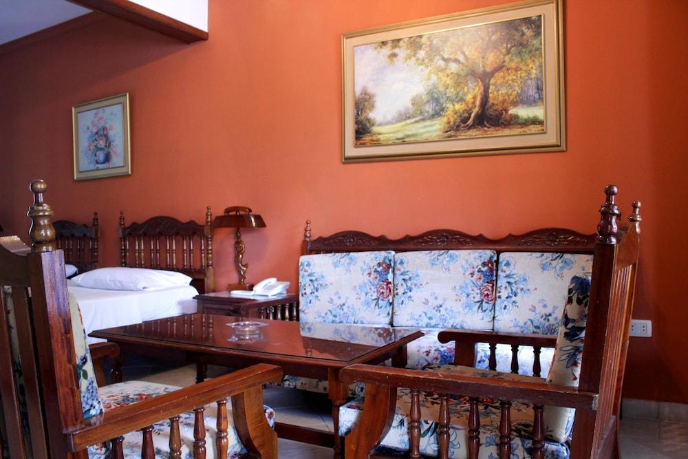Hotel Bavaria Asuncion Exteriör bild